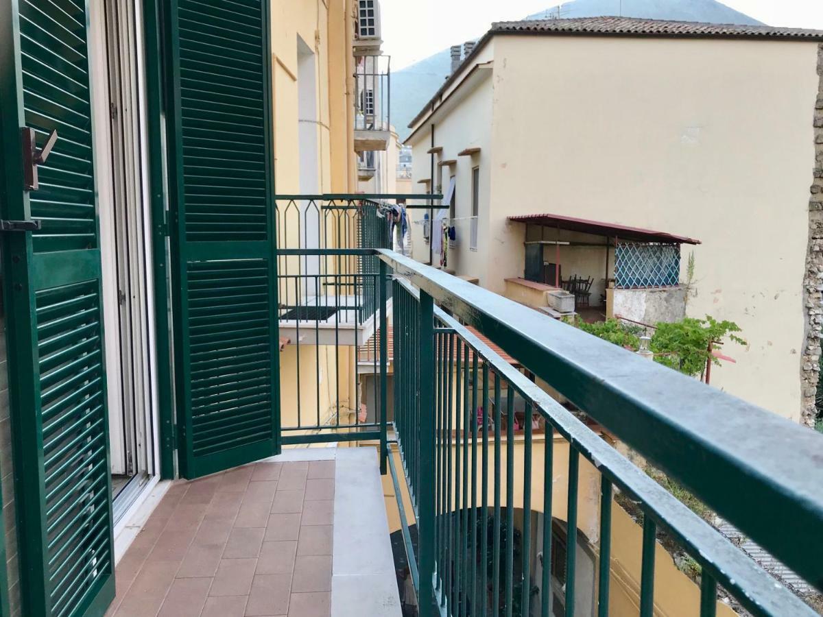 Delizioso Appartamento In Zona Centrale Formia Kültér fotó